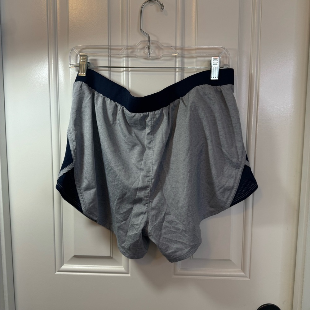 🧢UNDER ARMOUR RUNNING SHORTS🧢 - Picture 8 of 8